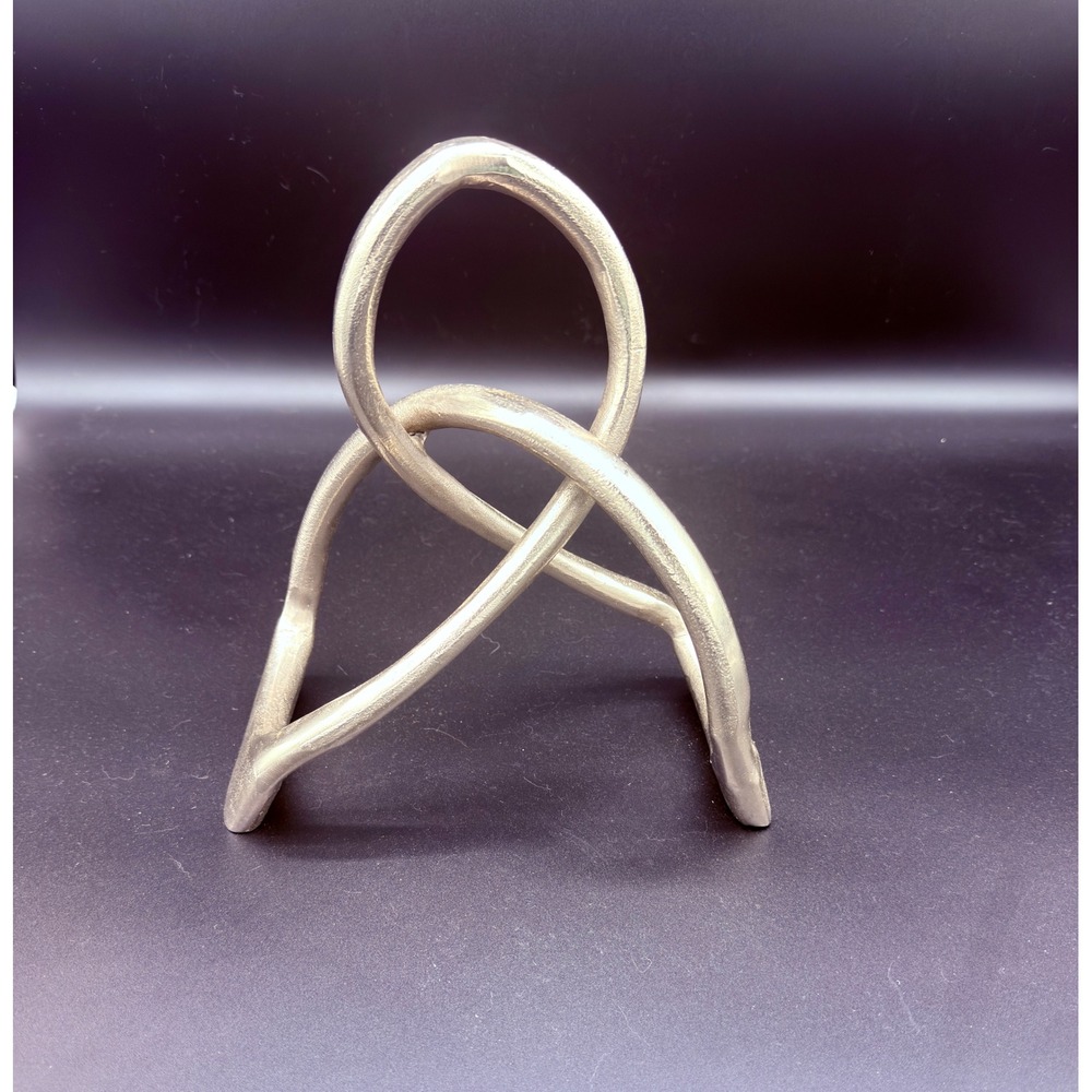 Modern Abstract‎ Interlocking Loop Sculpture Silver Metal Decor Accent